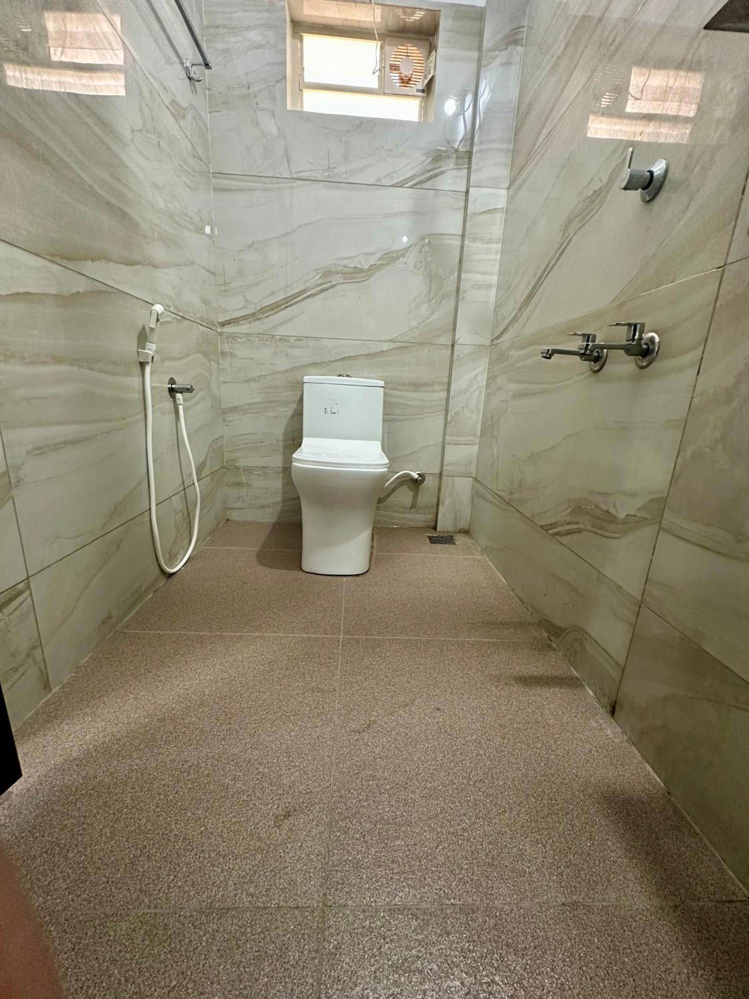 M M Residency Hotell Kochi Eksteriør bilde